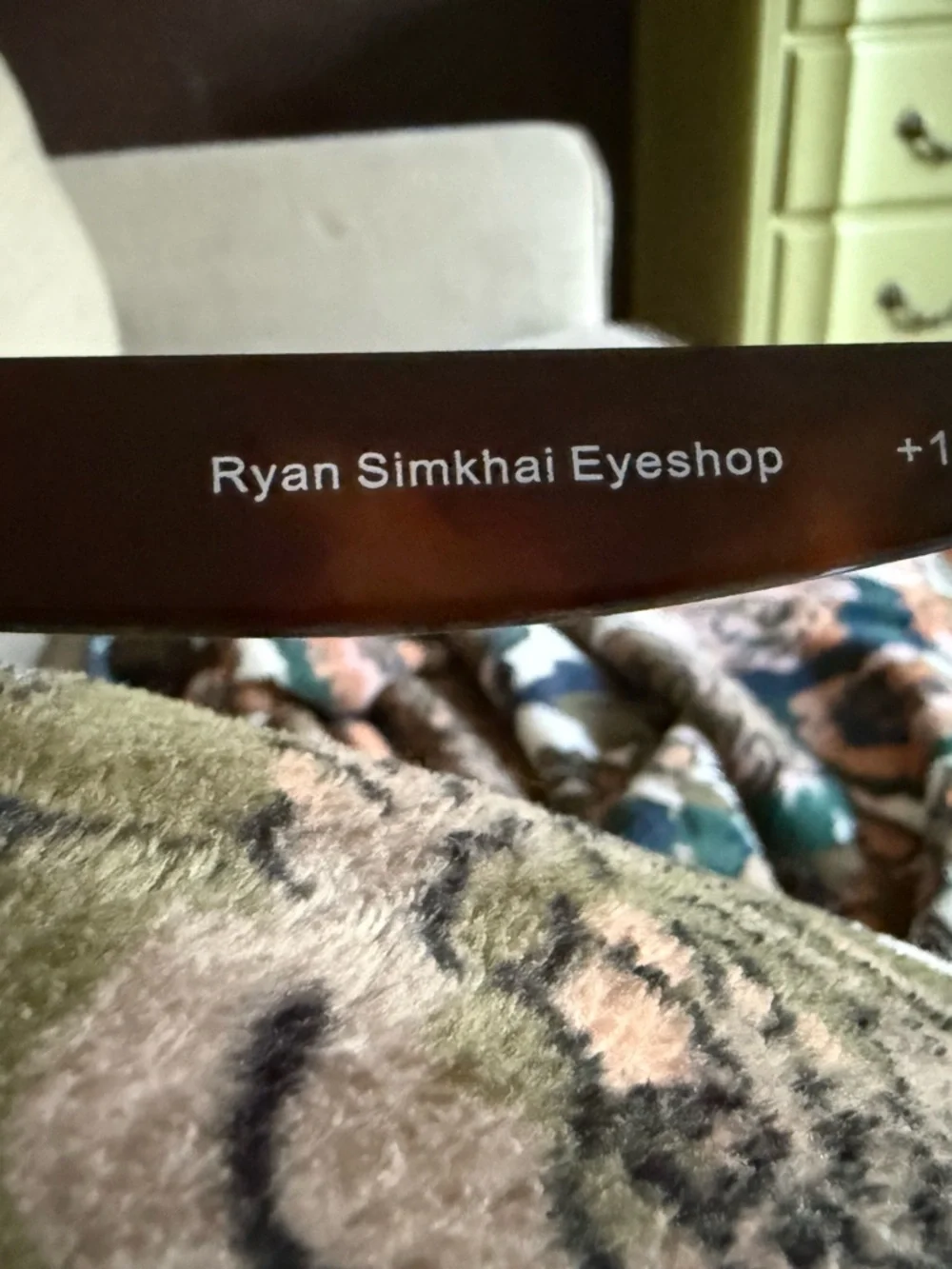 RYAN SIMKHAI LOGAN dark tortoise 1.75 with case